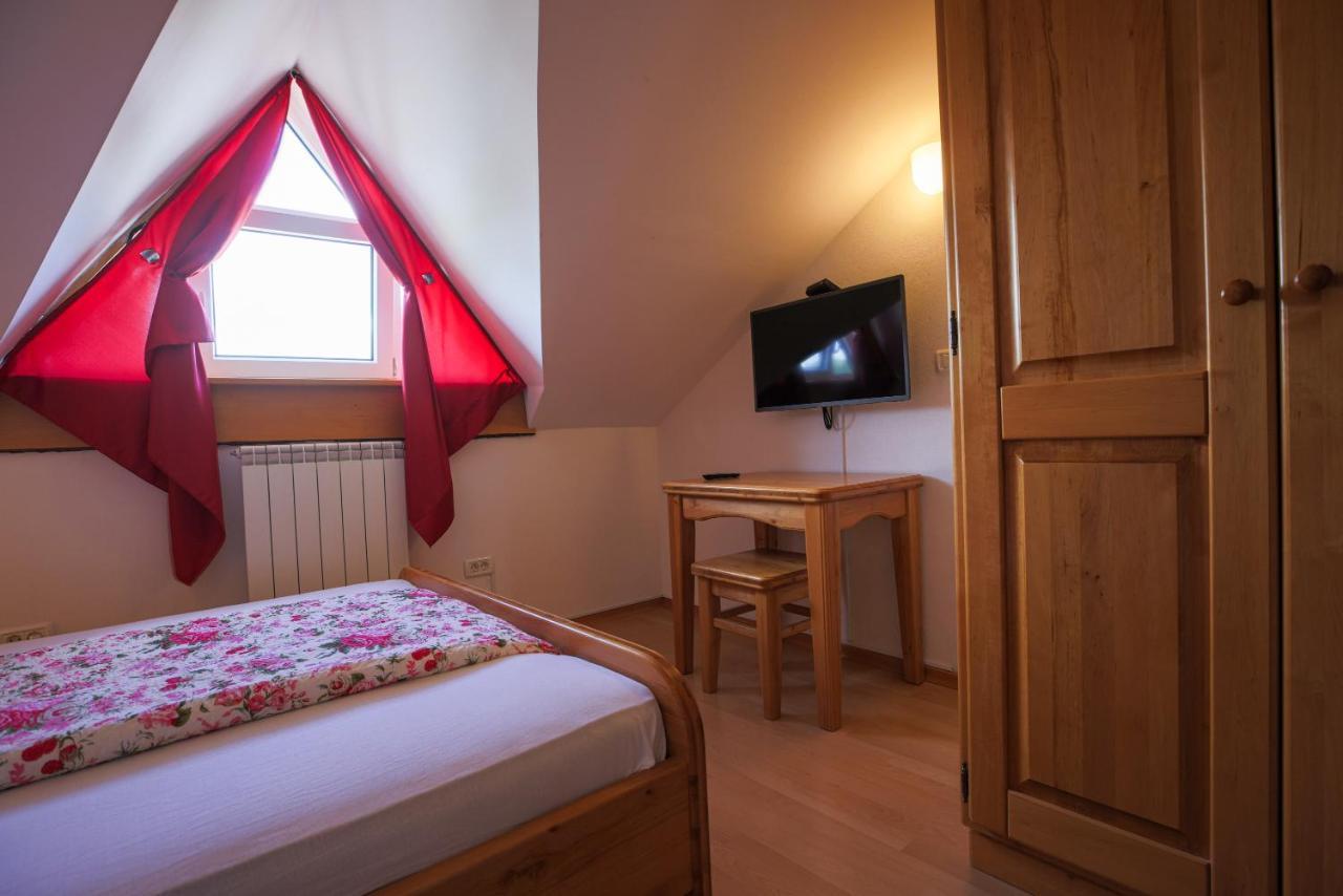 Domacija Malnarjevi Villa Villa Slavina ภายนอก รูปภาพ